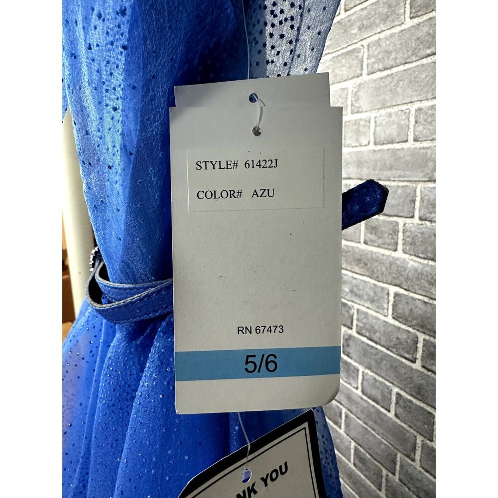Violet Weekend Belted Sparkling Ballgown in Azure. Size 5/6. NWT (MSRP $179) - Picture 7 of 10